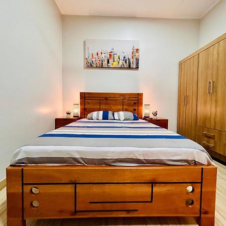 Habitacion Centrica En Iquitos - Casa Alemi Hotel ภายนอก รูปภาพ